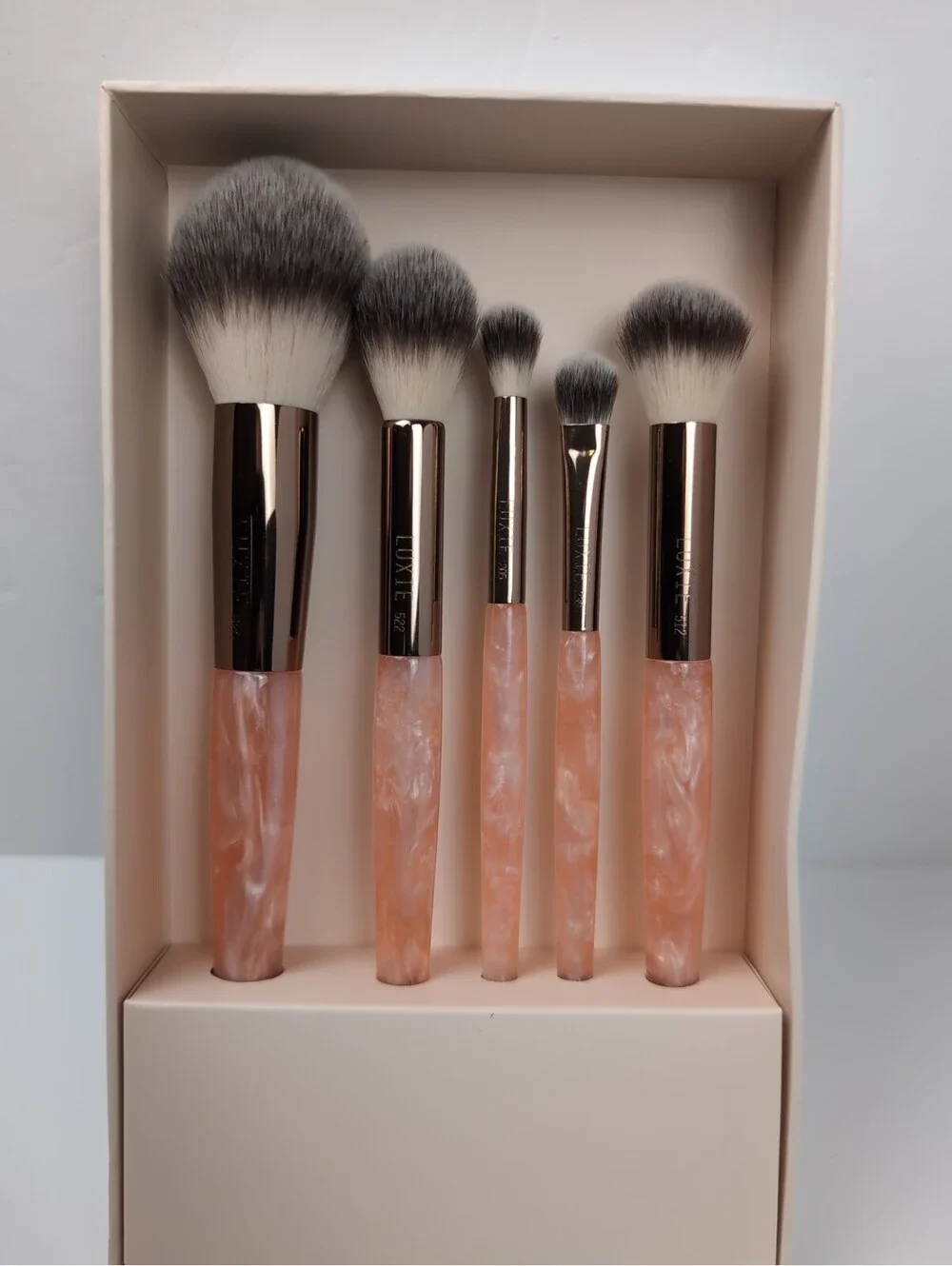 Luxie Glimmer Set, Rose Quartz, 5 Piece Cruelty Free Makeup Brush Set